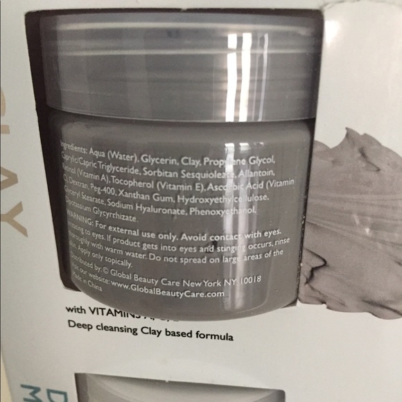 **SOLD**Gel Face Mask Trio With Applicator - Picture 3 of 11